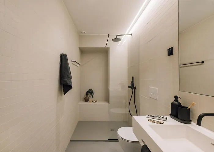 Tavares - 1 Bedroom Balcony In Santo Antonio